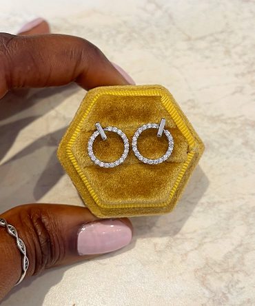 Elisa Round Diamond Earrings