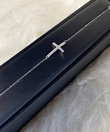 Emma Diamond Cross Bracelet