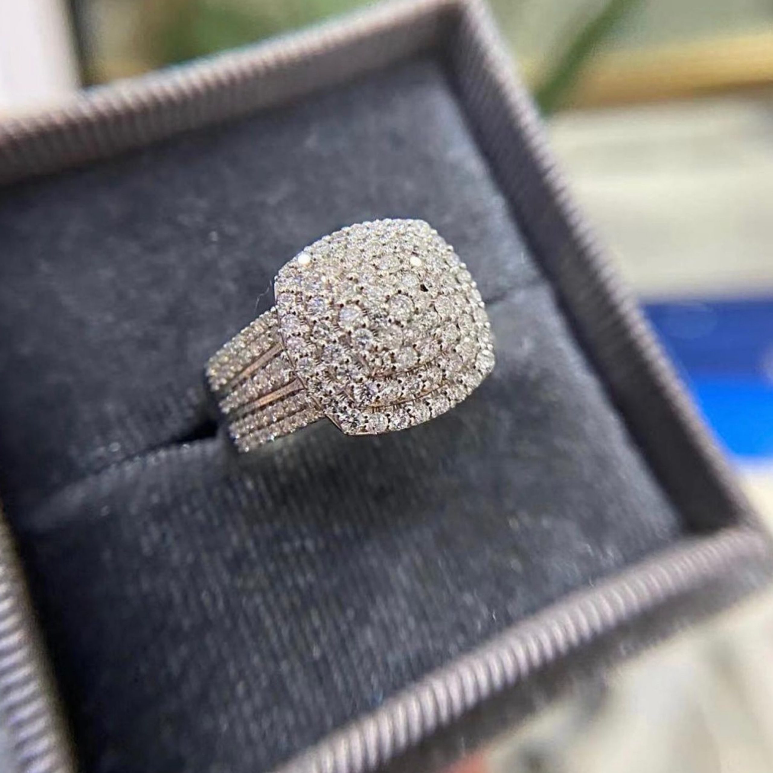 Gardenia Diamond Engagement Ring - Image 2