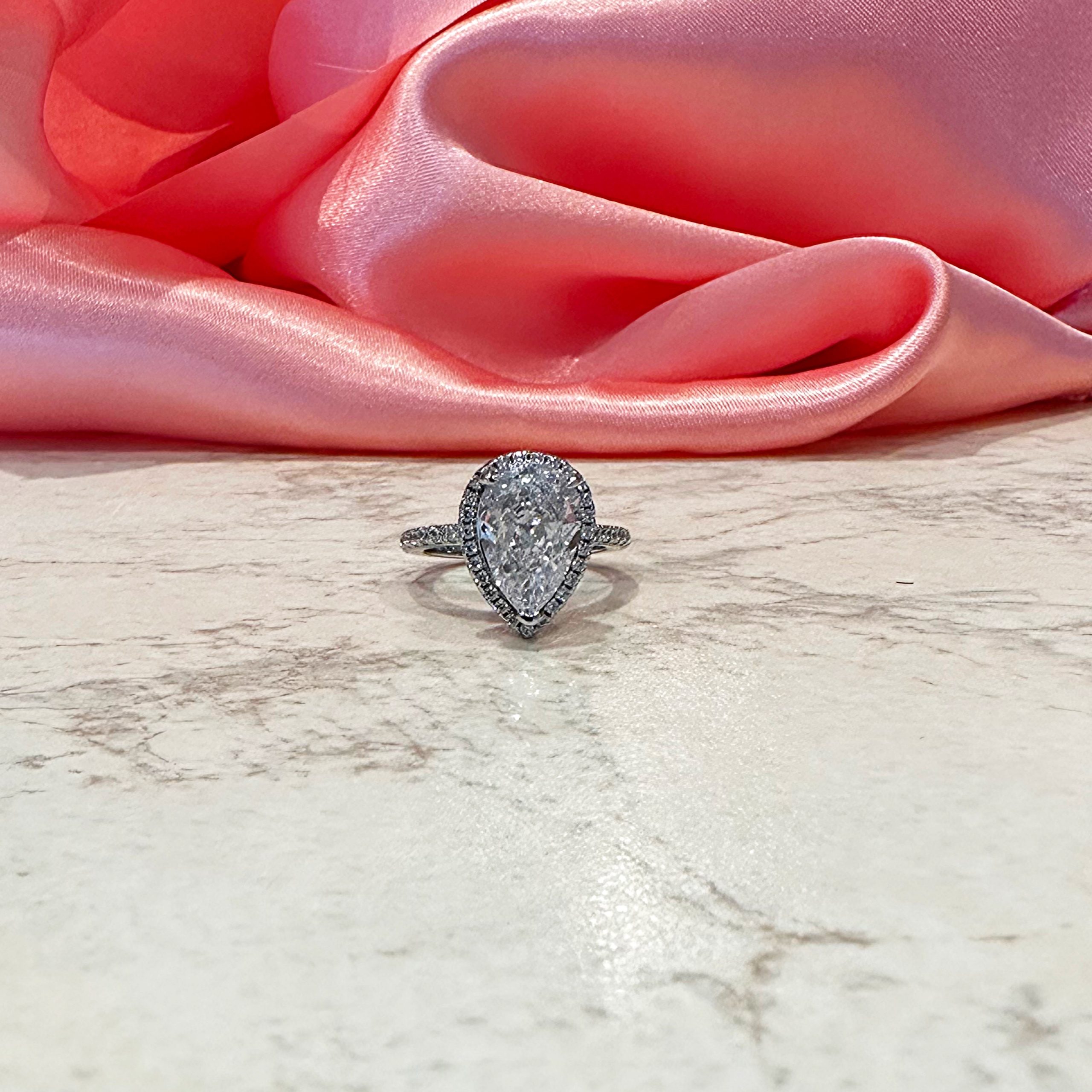 Ava Pear Lab-Diamond Engagement Ring - Image 6