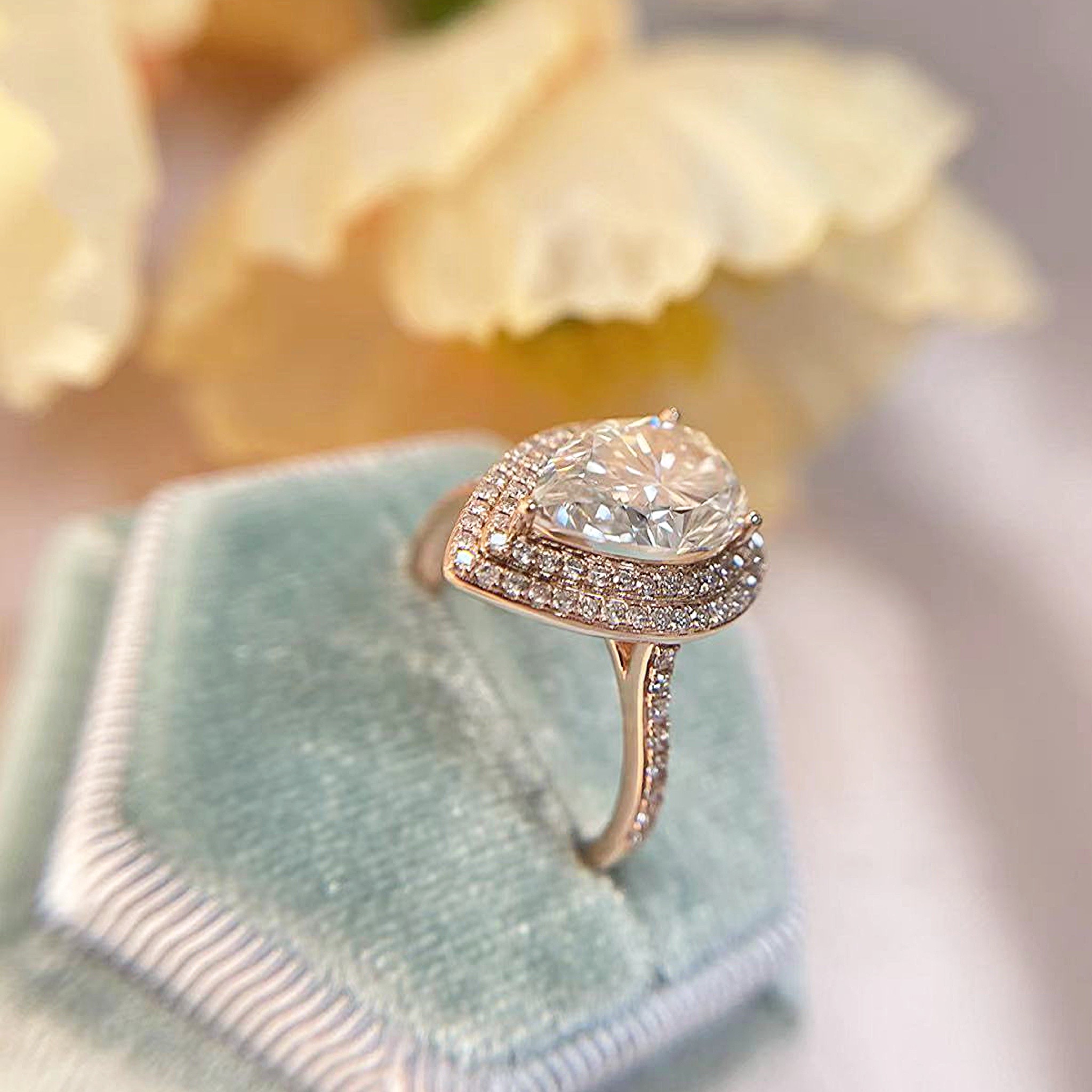 Bella Lab-Diamond Engagement Ring - Image 3