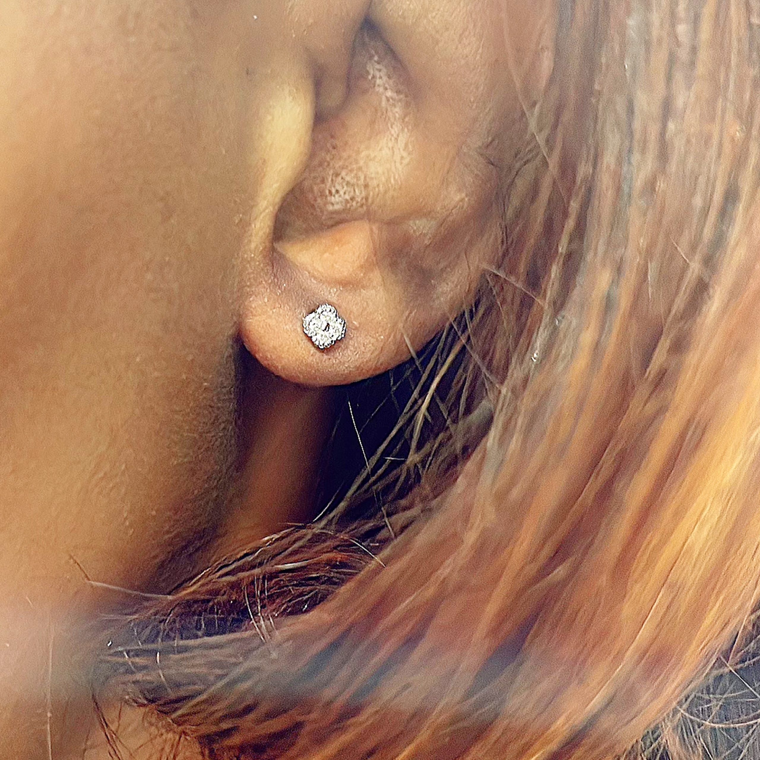 Adele Clover Diamond Earrings - Image 6