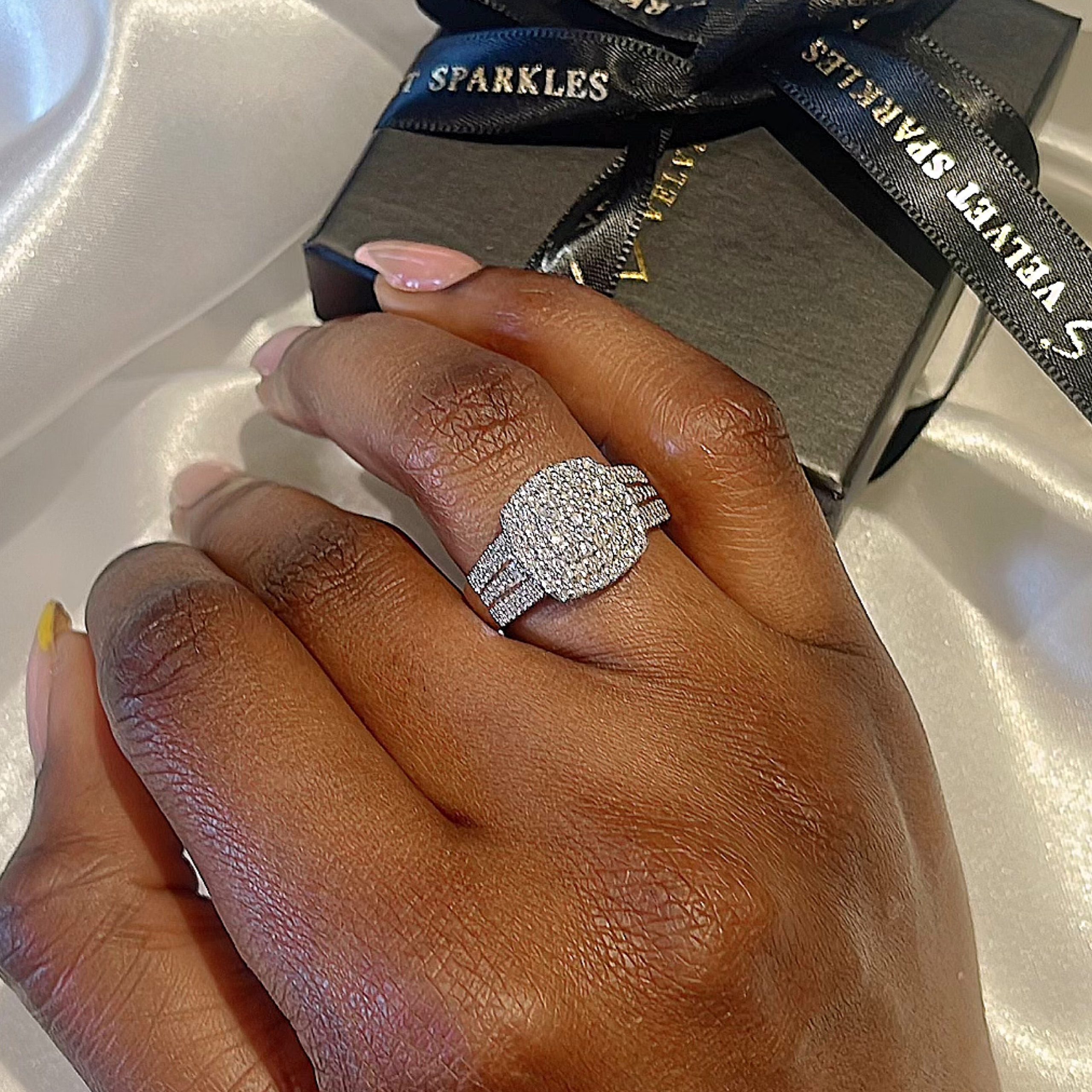 Gardenia Diamond Engagement Ring - Image 4