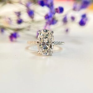 Lily Oval Lab-Diamond Engagement Ring