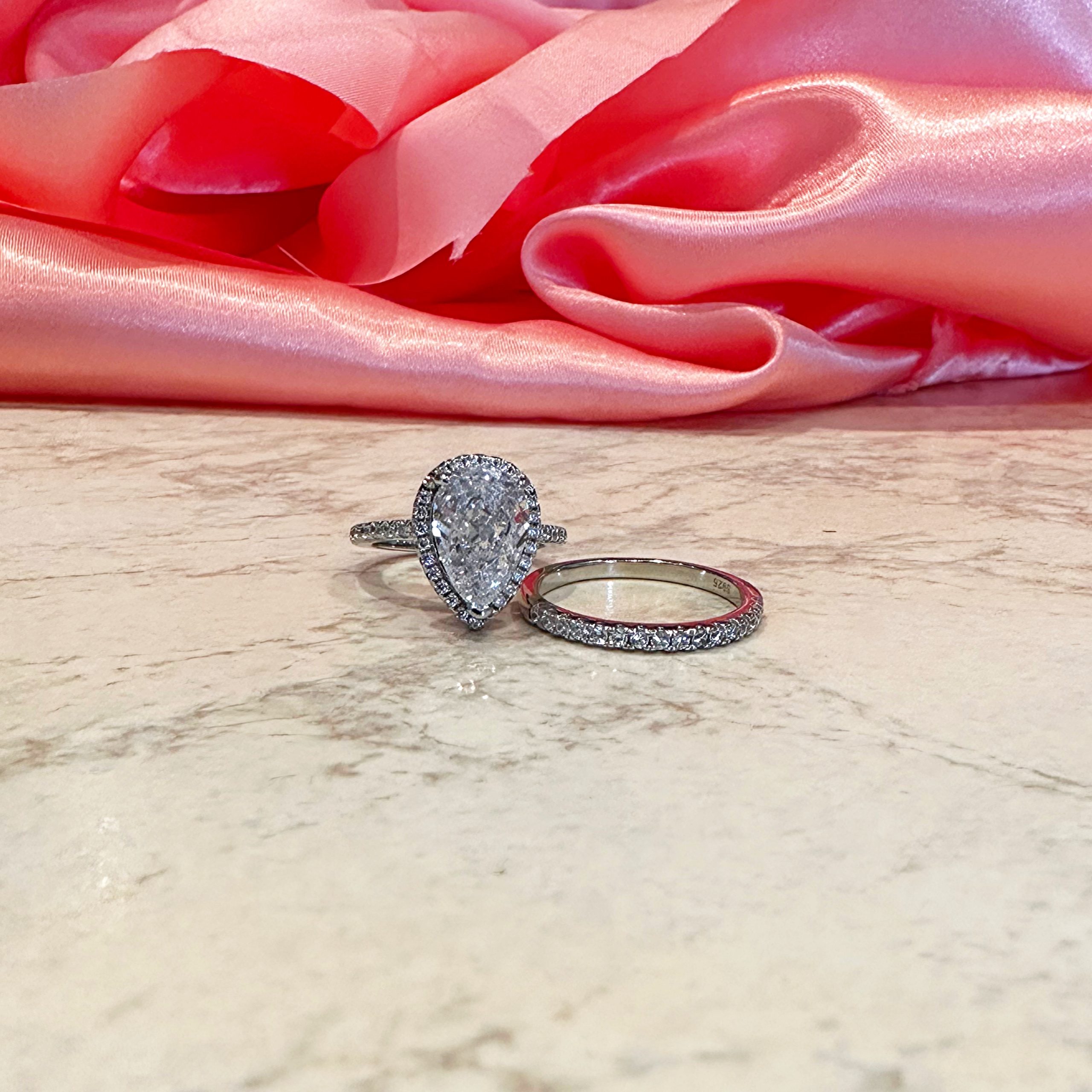 Ava Pear Diamond Lab Bridal Ring Set - Image 2