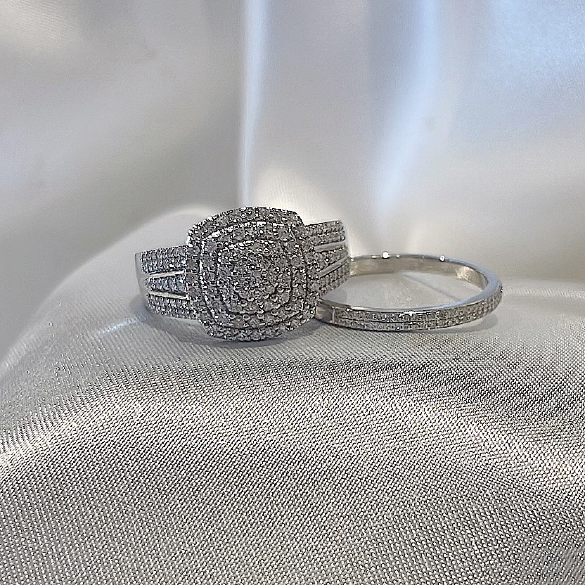 Gardenia Diamond Bridal Set - Image 6