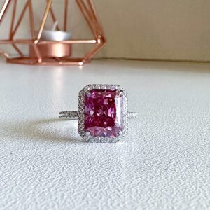 Roseanne Lab-Diamond Engagement Ring